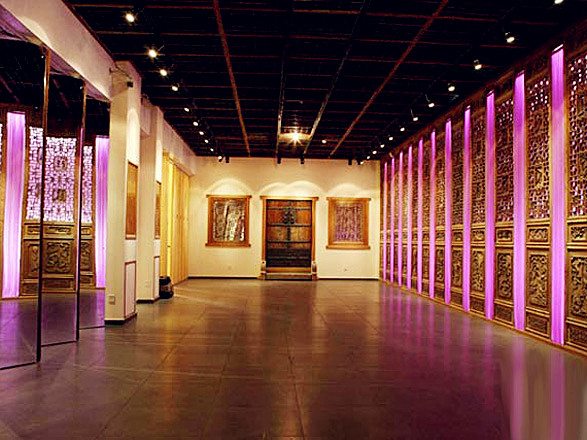 北京观复博物馆：乾隆为母造“紫檀七重檐宝塔”