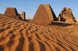 神秘苏丹"金字塔"数量超埃及