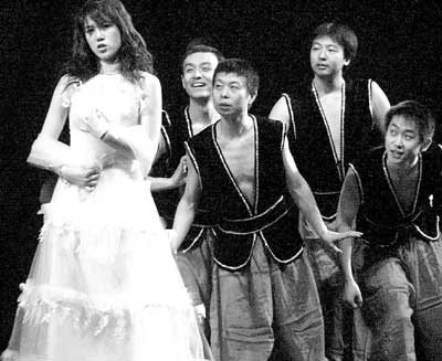 冯巩导相声剧《饱暖生闲事》黑色幽默剖析款爷